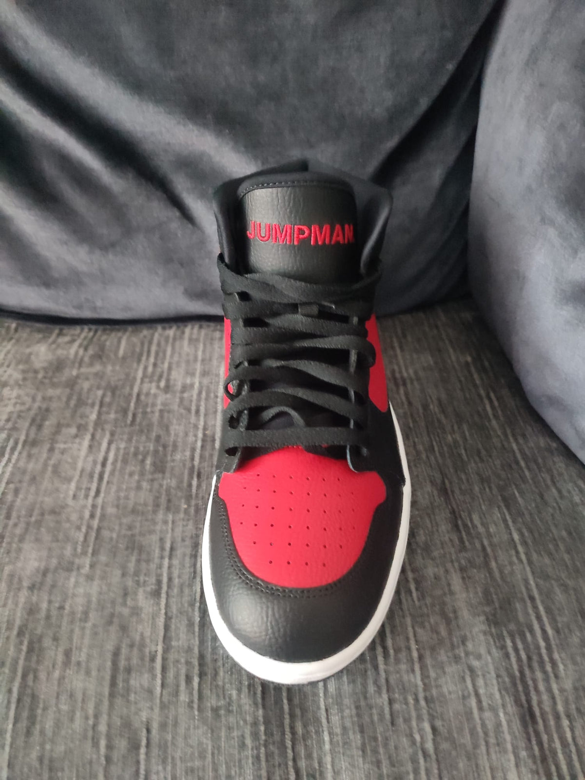 NIKE Jordan Access