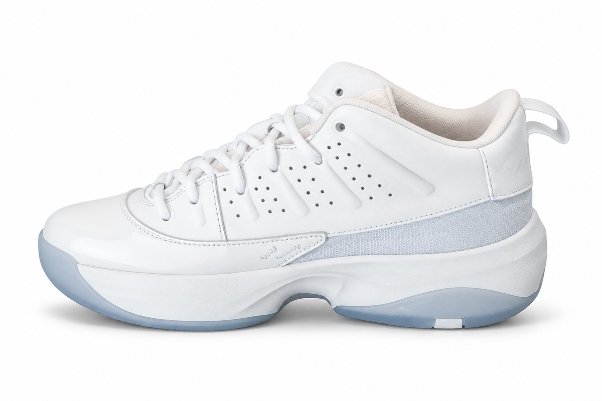 NIKE Jordan Max Aura 7